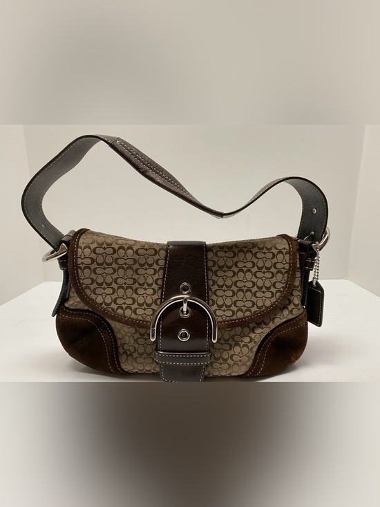 Coach Handbags - Rare Vintage Coach D05J-6818 Soho
Signature Flap Bag - Y2K Archival
Brown/Suede